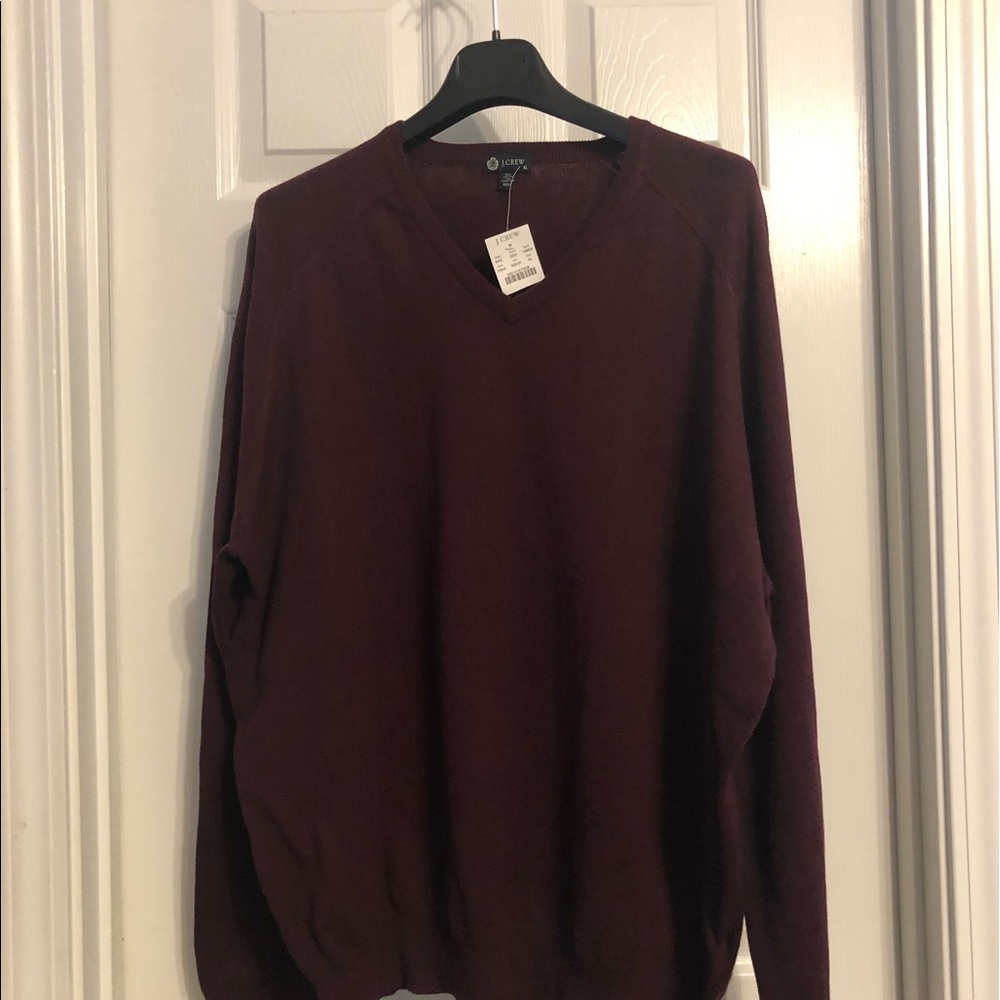 New J.CREW V-Neck Men’s Sweater
